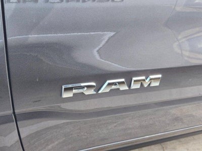 2024 RAM 1500 Laramie Crew Cab 4x2 5'7" Box
