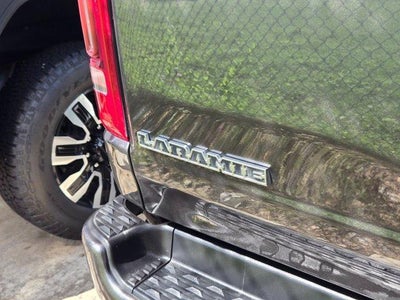 2024 RAM 1500 Laramie Crew Cab 4x2 5'7" Box