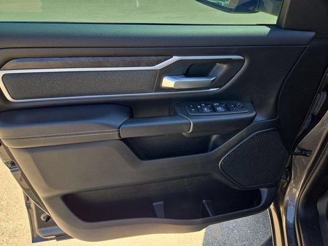 2022 RAM 1500 Big Horn Crew Cab 4x2 6'4" Box
