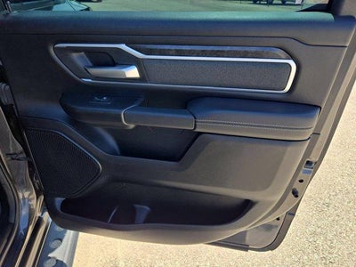 2022 RAM 1500 Big Horn Crew Cab 4x2 6'4" Box