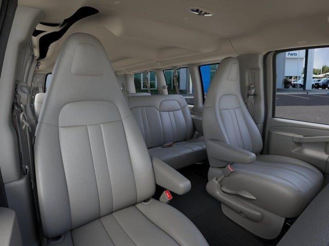 2027 Chevrolet Express Passenger 2500 Regular Wheelbase Rear-Wheel Drive 1LS