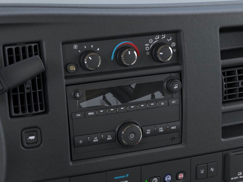 2025 Chevrolet Express Passenger 3500 3500 Extended Wheelbase Rear-Wheel Drive 1LS