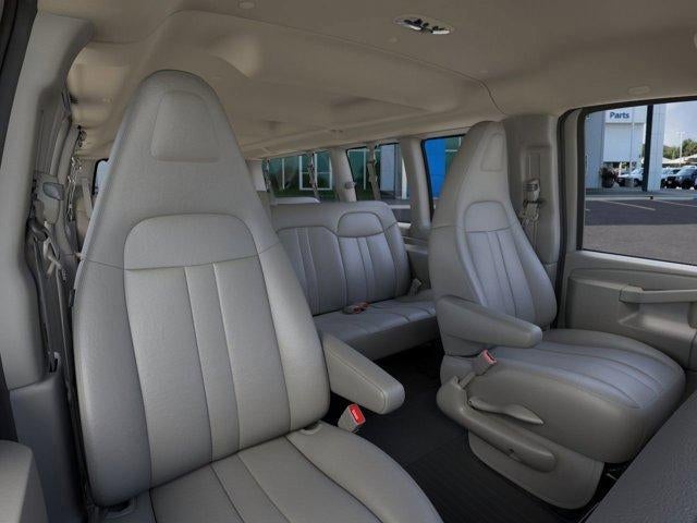 2025 Chevrolet Express Passenger 3500 3500 Extended Wheelbase Rear-Wheel Drive 1LS