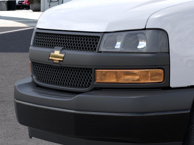 2025 Chevrolet Express Passenger 3500 3500 Extended Wheelbase Rear-Wheel Drive 1LS