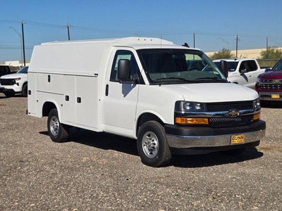 2025 Chevrolet Express Cutaway 3500 3500 Van 139"