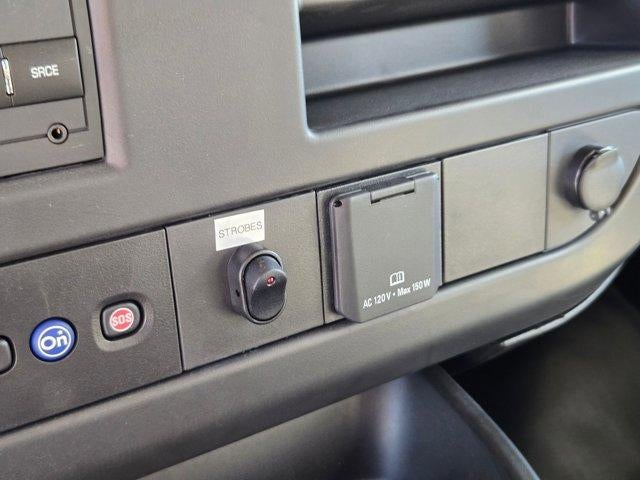 2025 Chevrolet Express Cutaway 3500 3500 Van 139"