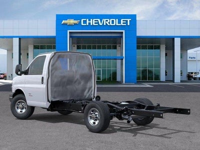 2025 Chevrolet Express Cutaway 3500 3500 Van 139"