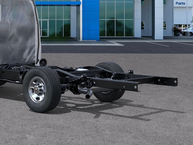 2025 Chevrolet Express Cutaway 3500 3500 Van 139"