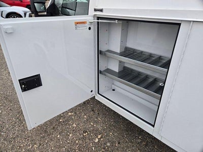 2025 Chevrolet Express Cutaway 3500 3500 Van 139"