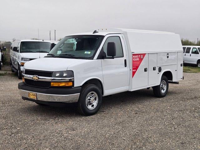 2025 Chevrolet Express Cutaway 3500 3500 Van 139"