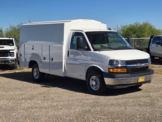 2025 Chevrolet Express Cutaway 3500 3500 Van 139"