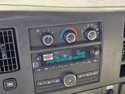 2025 Chevrolet Express Cutaway 3500 3500 Van 139"