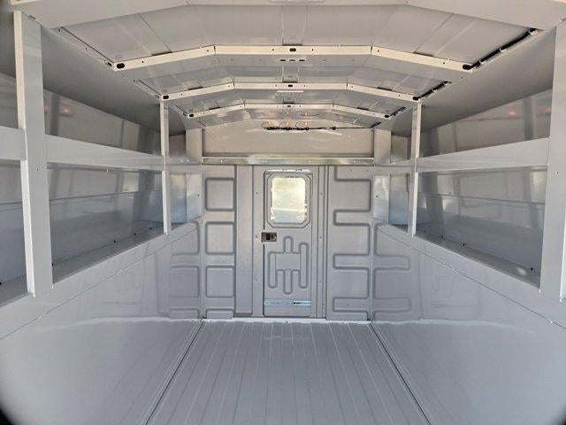 2025 Chevrolet Express Cutaway 3500 3500 Van 139"