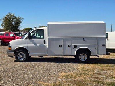 2025 Chevrolet Express Cutaway 3500 3500 Van 139"