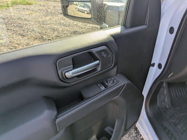 2025 Chevrolet Silverado 3500 HD Chassis Cab 4WD Reg Cab 171" WB, 84.5" CA Work Truck