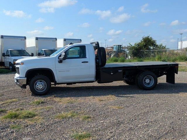 2025 Chevrolet Silverado 3500 HD Chassis Cab 4WD Reg Cab 171" WB, 84.5" CA Work Truck