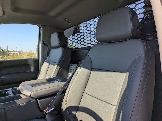 2025 Chevrolet Silverado 3500 HD Chassis Cab 4WD Reg Cab 171" WB, 84.5" CA Work Truck