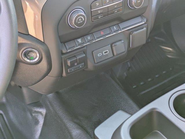 2025 Chevrolet Silverado 3500 HD Chassis Cab 4WD Reg Cab 171" WB, 84.5" CA Work Truck