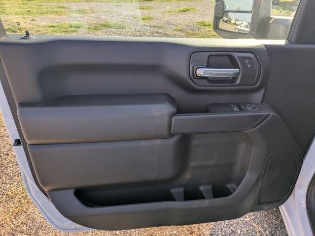 2025 Chevrolet Silverado 3500 HD Chassis Cab 4WD Reg Cab 146" WB, 60" CA Work Truck