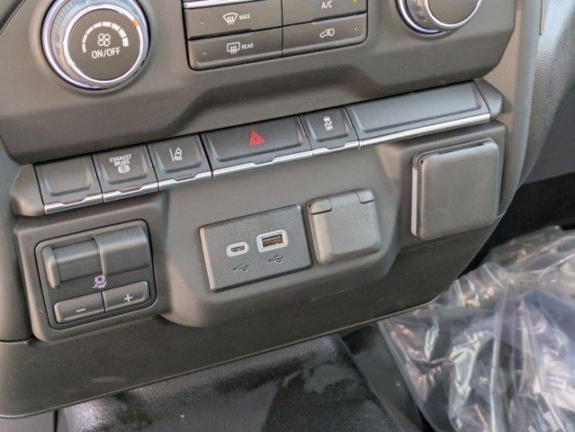 2025 Chevrolet Silverado 3500 HD Chassis Cab 4WD Reg Cab 146" WB, 60" CA Work Truck