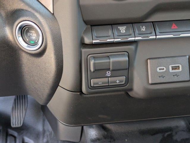 2025 Chevrolet Silverado 3500 HD Chassis Cab 4WD Reg Cab 146" WB, 60" CA Work Truck