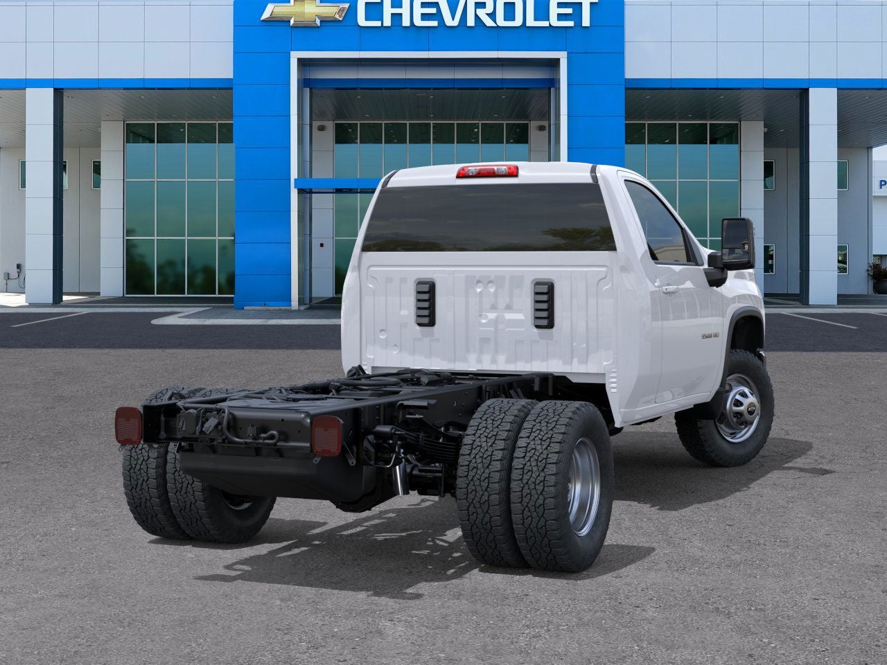 2025 Chevrolet Silverado 3500 HD Chassis Cab 4WD Reg Cab 146" WB, 60" CA Work Truck