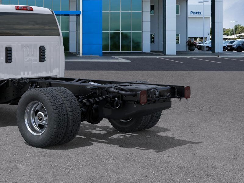 2025 Chevrolet Silverado 3500 HD Chassis Cab 4WD Reg Cab 146" WB, 60" CA Work Truck