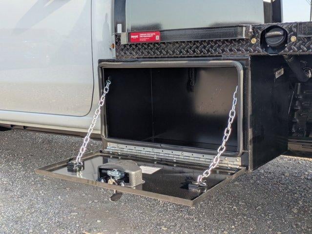 2025 Chevrolet Silverado 3500 HD Chassis Cab 4WD Crew Cab 177" WB, 60" CA Work Truck