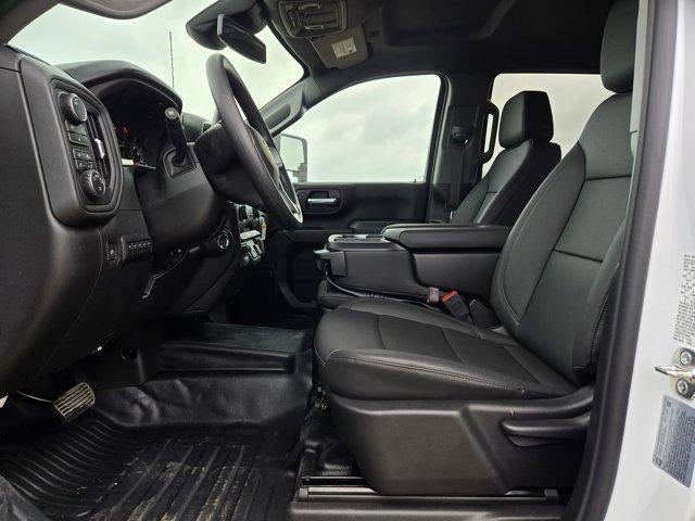 2026 Chevrolet Silverado 3500 HD Chassis Cab 4WD Crew Cab 177" WB, 60" CA Work Truck