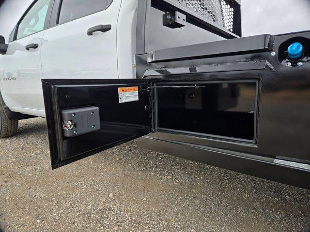2026 Chevrolet Silverado 3500 HD Chassis Cab 4WD Crew Cab 177" WB, 60" CA Work Truck