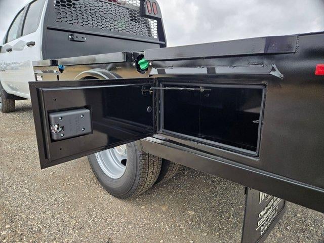 2026 Chevrolet Silverado 3500 HD Chassis Cab 4WD Crew Cab 177" WB, 60" CA Work Truck