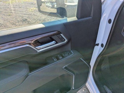 2025 Chevrolet Silverado 3500 HD Double Cab Long Box 4-Wheel Drive LT