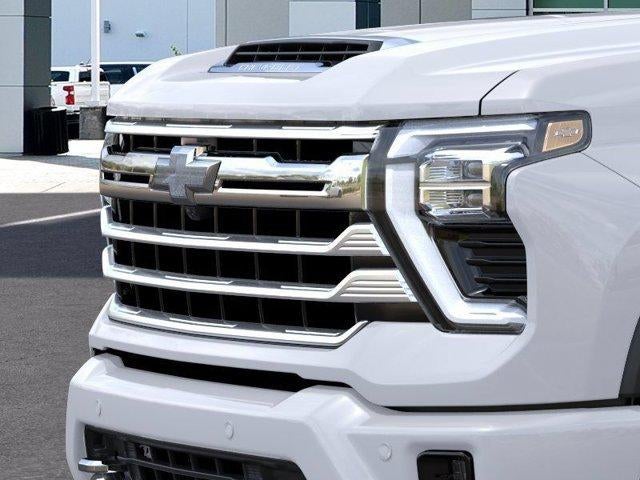 2026 Chevrolet Silverado 2500 HD Crew Cab Standard Box 4-Wheel Drive High Country