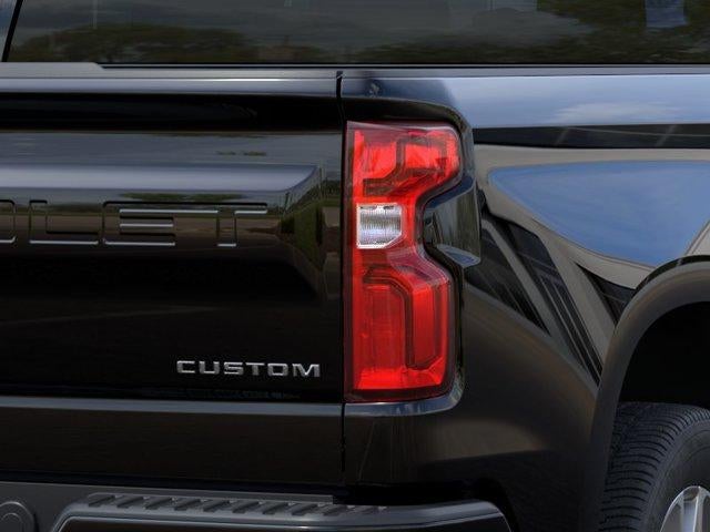 2026 Chevrolet Silverado 1500 Crew Cab Short Box 2-Wheel Drive Custom