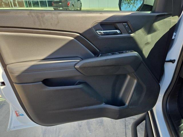 2024 Chevrolet Colorado LT - Photo 11