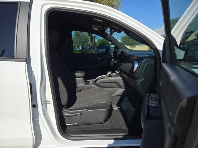 2024 Chevrolet Colorado LT - Photo 22