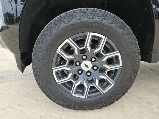 2023 Chevrolet Colorado Base