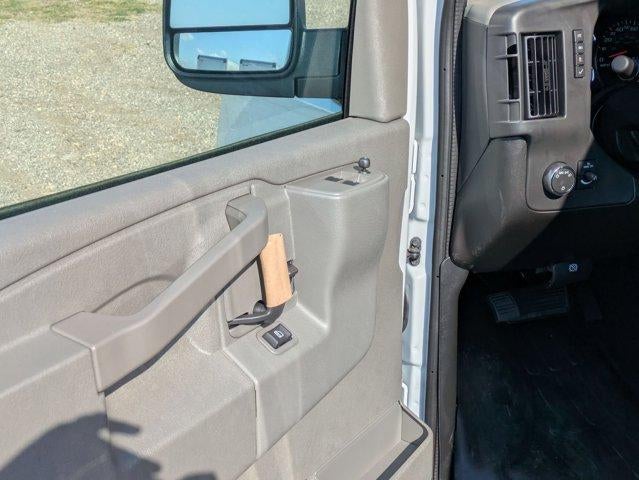 2025 Chevrolet Express Cargo 2500 2500 Regular Wheelbase Rear-Wheel Drive