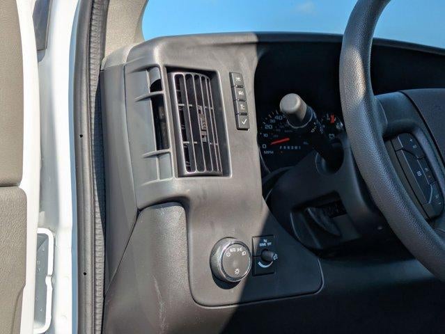 2025 Chevrolet Express Cargo 2500 2500 Regular Wheelbase Rear-Wheel Drive