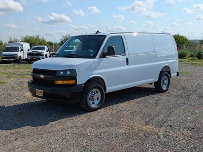 2025 Chevrolet Express Cargo 2500 2500 Regular Wheelbase Rear-Wheel Drive