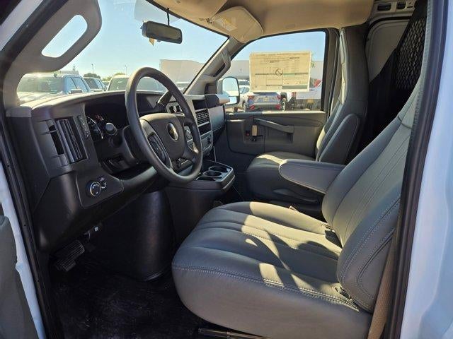 2025 Chevrolet Express Cargo 2500 2500 Regular Wheelbase Rear-Wheel Drive