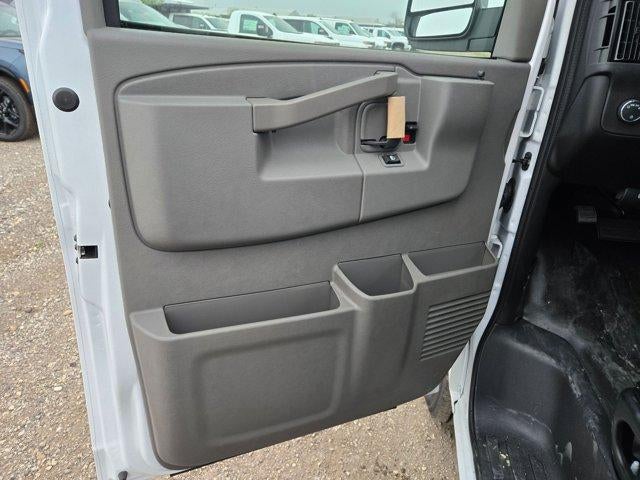 2025 Chevrolet Express Cargo 2500 2500 Regular Wheelbase Rear-Wheel Drive
