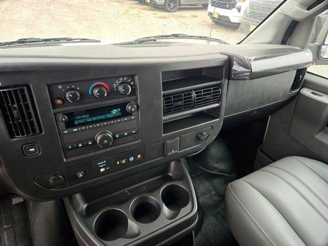 2025 Chevrolet Express Cargo 2500 2500 Regular Wheelbase Rear-Wheel Drive