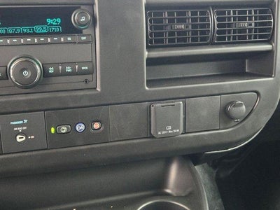 2025 Chevrolet Express Cargo 2500 2500 Regular Wheelbase Rear-Wheel Drive