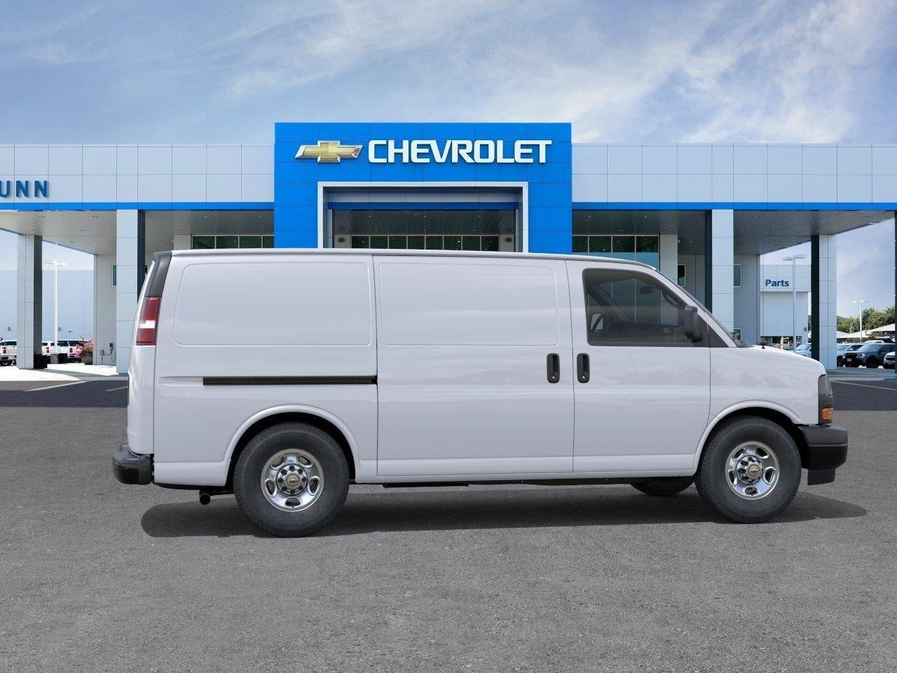 2026 Chevrolet Express Cargo 2500 Regular Wheelbase Rear-Wheel Drive