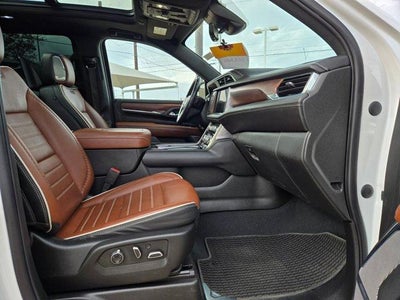 2023 GMC Yukon XL Denali Ultimate