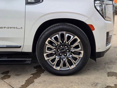 2023 GMC Yukon XL Denali Ultimate