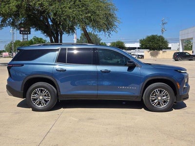 2024 Chevrolet Traverse LT