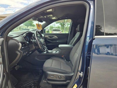2022 Chevrolet Traverse LT Cloth