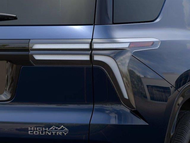 2027 Chevrolet Traverse High Country w/2LZ